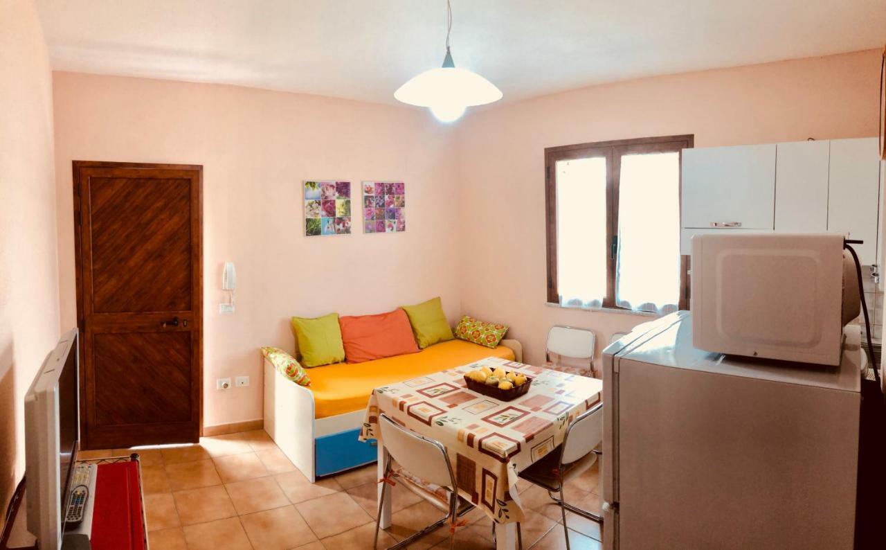 Appartamento Vacanze Sardegna Siniscola Eksteriør billede